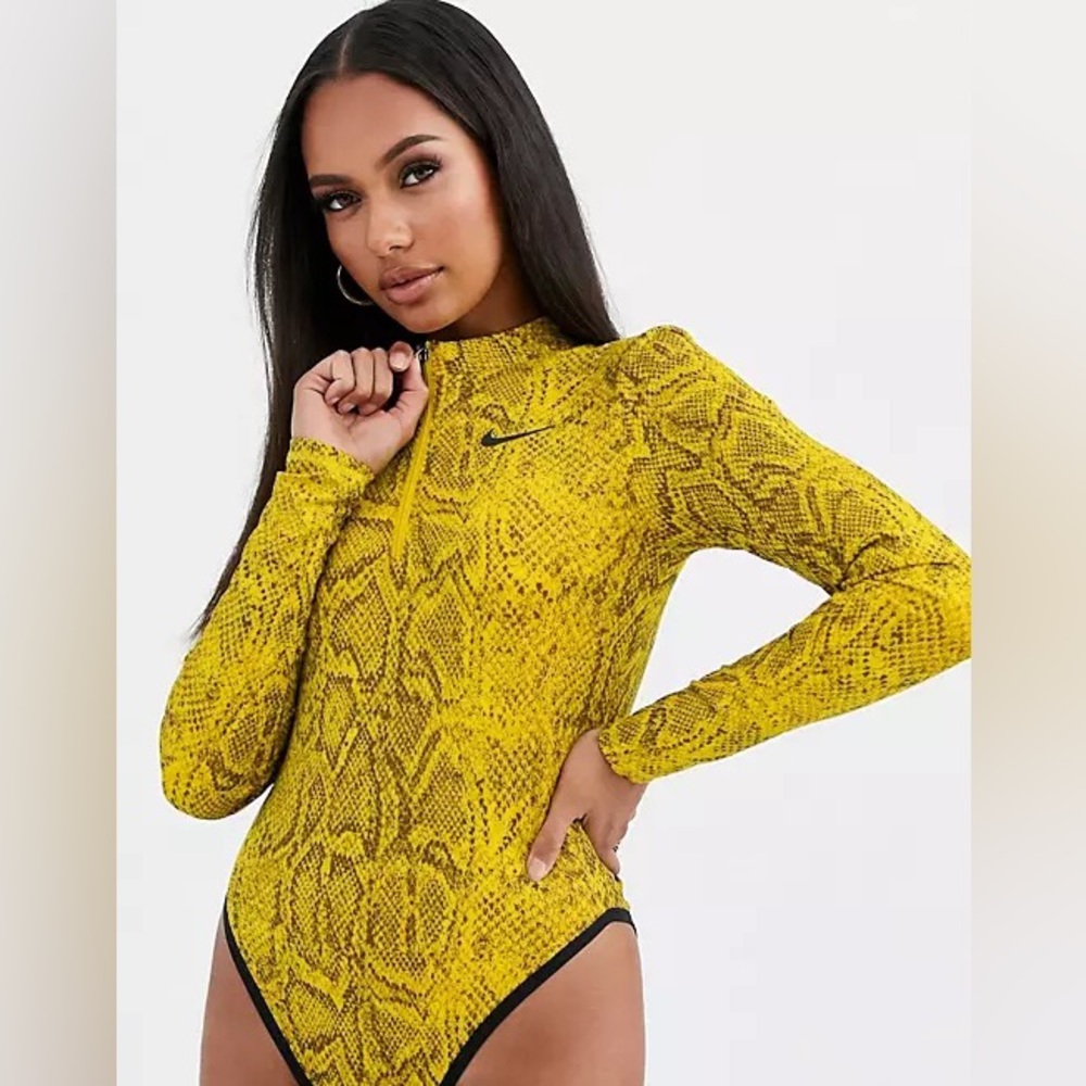 Nike yellow snake Print long sleeve Bodysuit